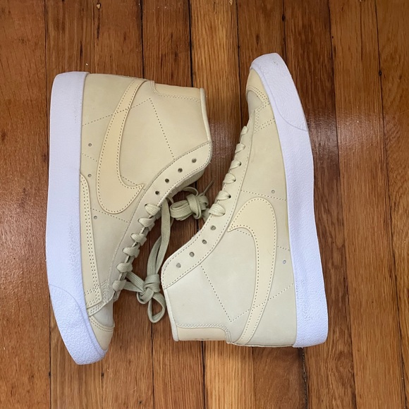 Nike Blazer - Picture 4 of 11